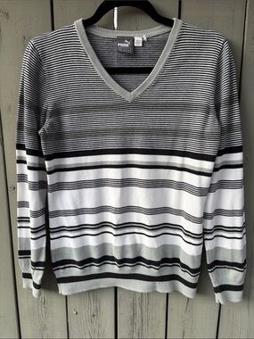 PUMA Stripped V-neck Sweater (L-95)